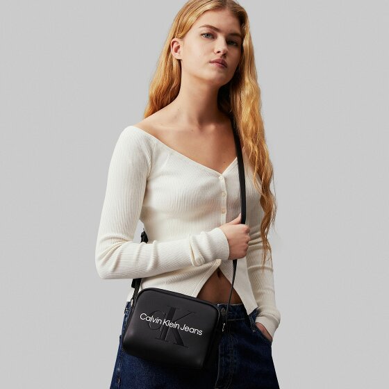 Calvin Klein Jeans Sculpted Mini Bag Umhängetasche 18 cm